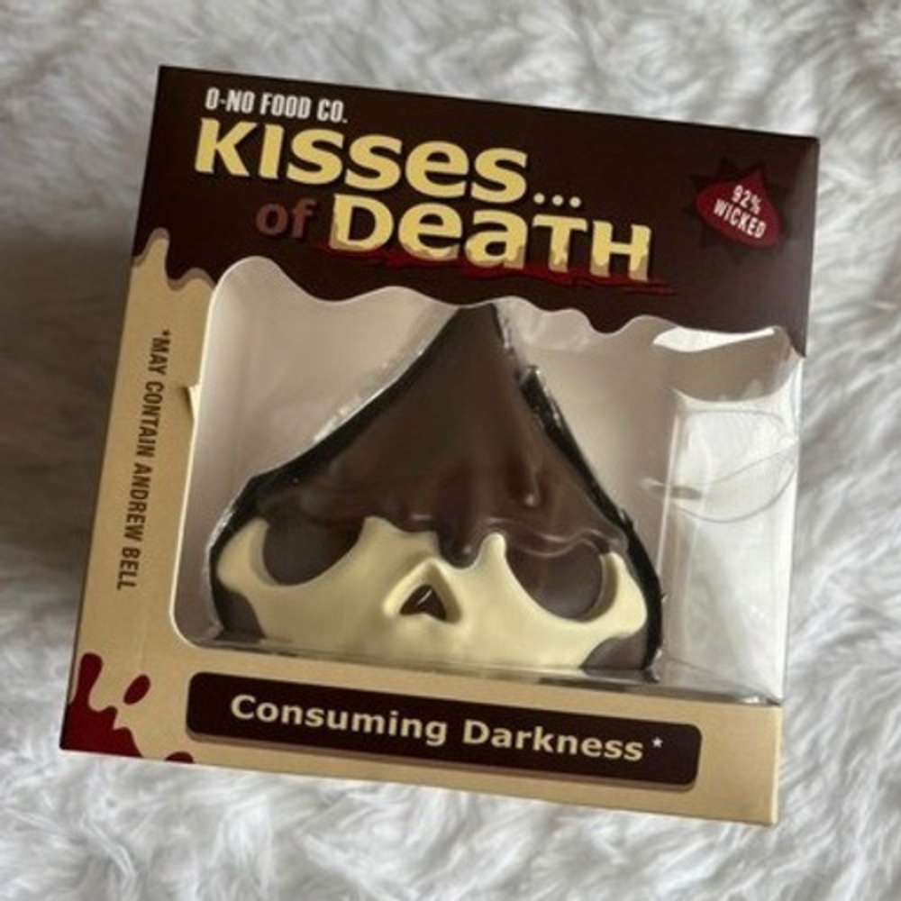 Andrew Bell O-No Food Co Kisses of Death Consuming Darkness Vinyl Art Sculpture